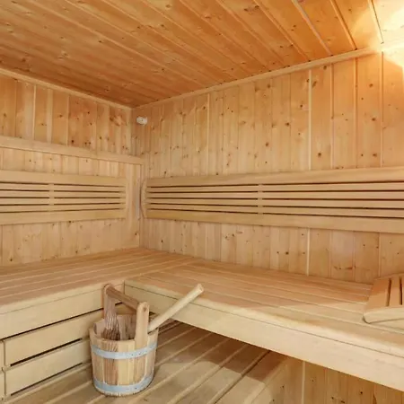 Apartment Eden Park Bld Du Midi 2 Piscines Sauna